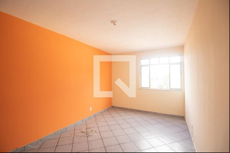 Sala de apartamento para alugar com 1 quarto, 56m² em Jardim Alcântara, São Gonçalo