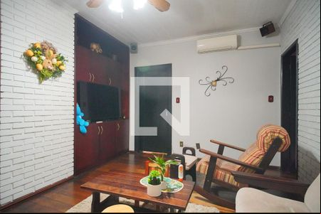 Sala de casa para alugar com 3 quartos, 271m² em Boa Vista, Novo Hamburgo