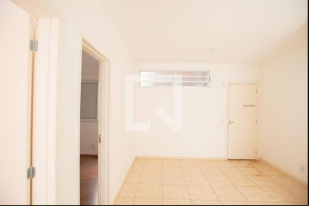 Sala de apartamento para alugar com 2 quartos, 43m² em Jardim Heitor Rigon, Ribeirão Preto