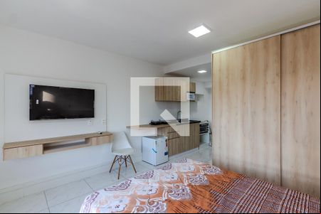 Sala/Quarto de kitnet/studio à venda com 1 quarto, 35m² em Partenon, Porto Alegre