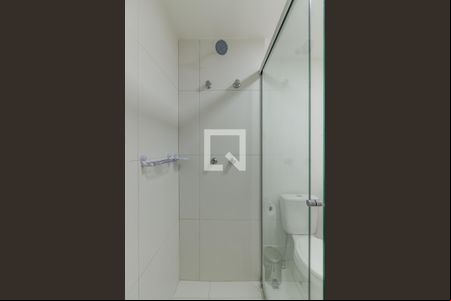 Banheiro de kitnet/studio à venda com 1 quarto, 35m² em Partenon, Porto Alegre