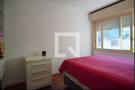 Quarto 1 de apartamento para alugar com 2 quartos, 100m² em Floresta, Porto Alegre