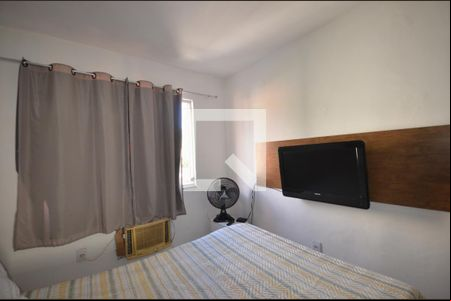 Quarto 1 de apartamento para alugar com 2 quartos, 55m² em Jardim Sulacap, Rio de Janeiro