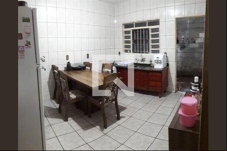 Casa à venda com 4 quartos, 122m² em Jardim Buriti, Várzea Paulista