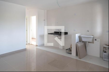 Sala/Cozinha de apartamento para alugar com 2 quartos, 40m² em Jardim Cocaia, Guarulhos