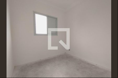 Quarto 1 de apartamento para alugar com 2 quartos, 40m² em Jardim Cocaia, Guarulhos