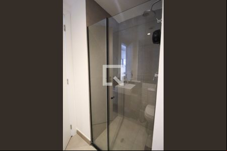 Banheiro de apartamento para alugar com 1 quarto, 32m² em Indianópolis, São Paulo