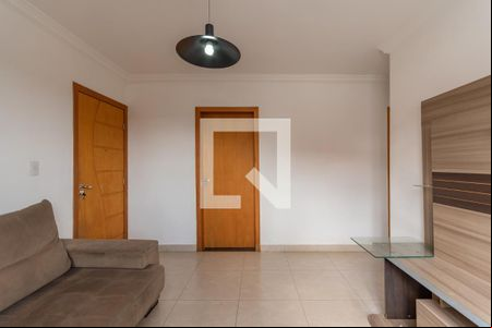 Sala de apartamento para alugar com 3 quartos, 80m² em São João Batista, Belo Horizonte
