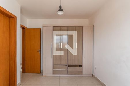 Quarto 2 de apartamento para alugar com 3 quartos, 80m² em São João Batista, Belo Horizonte