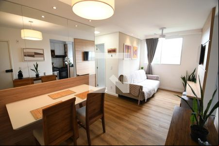 Sala de apartamento à venda com 2 quartos, 45m² em Vila Miguel Vicente Cury, Campinas