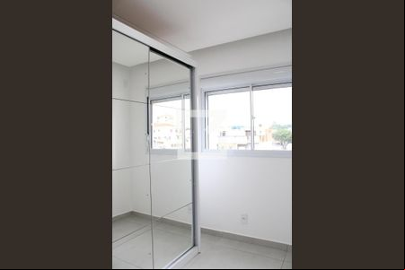 Quarto 1 de apartamento para alugar com 2 quartos, 38m² em Vila Invernada, São Paulo