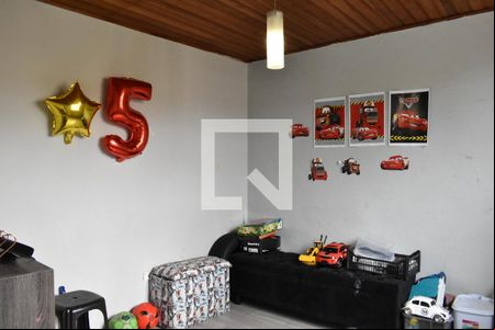 Quarto 1 de casa para alugar com 4 quartos, 243m² em Bairro Alto, Curitiba