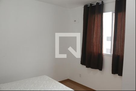 Quarto 2 de apartamento para alugar com 2 quartos, 50m² em Jardim Alvorada, Nova Iguaçu