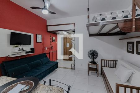 Sala/Quarto de kitnet/studio à venda com 1 quarto, 31m² em Copacabana, Rio de Janeiro