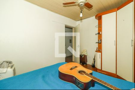 Quarto 2 de casa à venda com 4 quartos, 210m² em Vila Ipiranga, Porto Alegre