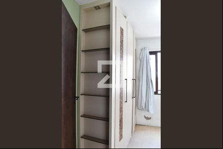 Quarto 1 de casa para alugar com 4 quartos, 500m² em Bairro Alto, Curitiba