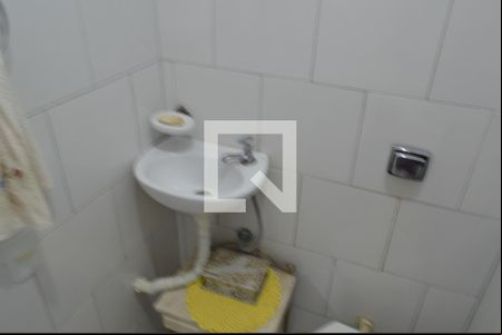 Lavabo de casa para alugar com 4 quartos, 260m² em Curicica, Rio de Janeiro