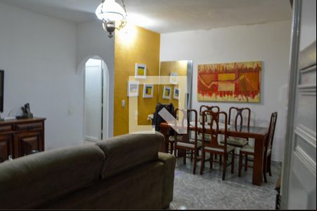 Sala de casa para alugar com 4 quartos, 260m² em Curicica, Rio de Janeiro