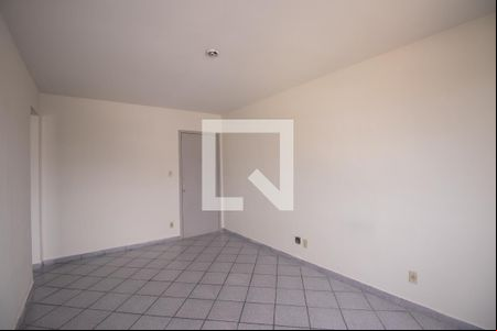 Sala de apartamento para alugar com 1 quarto, 45m² em Jardim Alcântara, São Gonçalo