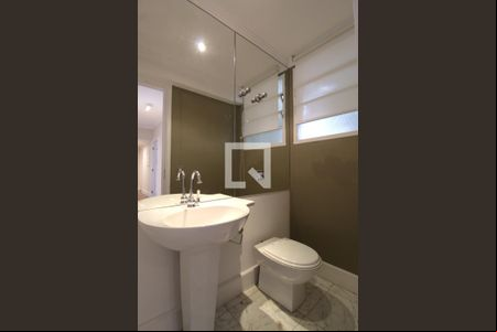 Lavabo de apartamento para alugar com 3 quartos, 183m² em Itaim Bibi, São Paulo
