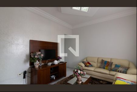 Sala de casa à venda com 3 quartos, 389m² em Vila Nhocuné, São Paulo