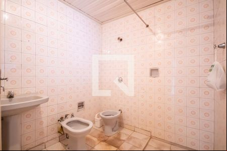 Banheiro de casa para alugar com 1 quarto, 70m² em Cipava, Osasco