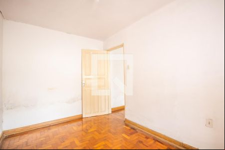 Quarto de casa para alugar com 1 quarto, 70m² em Cipava, Osasco