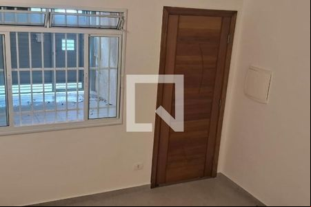 Casa à venda com 2 quartos, 100m² em Vila Gomes, São Paulo