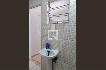 Banheiro de casa para alugar com 1 quarto, 40m² em Jardim da Mamae, Guarulhos