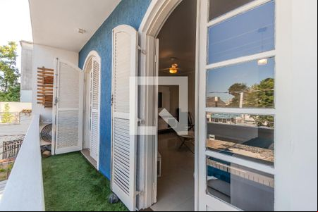 Varanda Sala de casa para alugar com 3 quartos, 140m² em Azenha, Porto Alegre