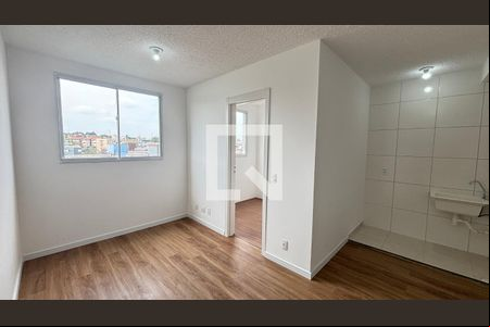 Sala  de apartamento para alugar com 2 quartos, 34m² em Santa Maria, Santo André