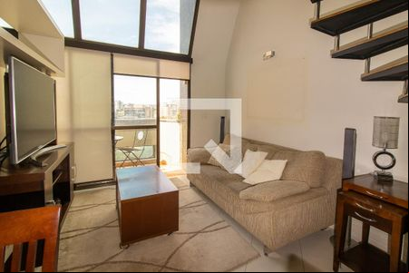 Sala de apartamento à venda com 1 quarto, 57m² em Cambuí, Campinas