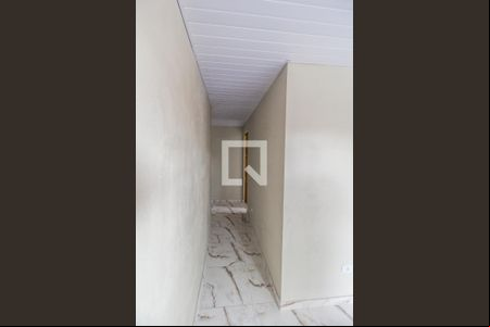 Corredor de casa para alugar com 2 quartos, 48m² em Vila Sao Silvestre, Barueri