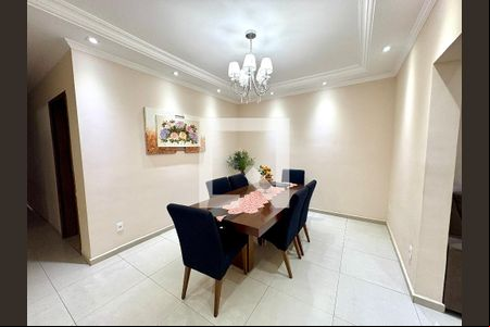 Sala de casa à venda com 6 quartos, 259m² em Vila Joaquina, Jundiaí