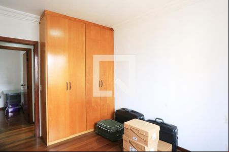 Suíte de apartamento para alugar com 3 quartos, 90m² em Funcionários, Belo Horizonte