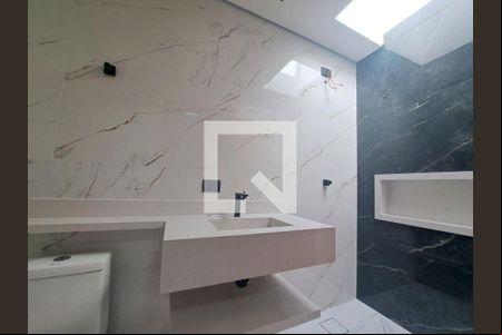 Casa à venda com 3 quartos, 165m² em Vila Carrão, São Paulo