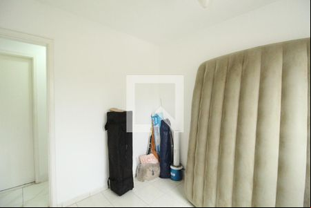 Quarto 1 de apartamento para alugar com 2 quartos, 52m² em Taquara, Rio de Janeiro