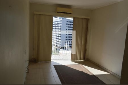 Sala de apartamento à venda com 2 quartos, 70m² em Tanque, Rio de Janeiro