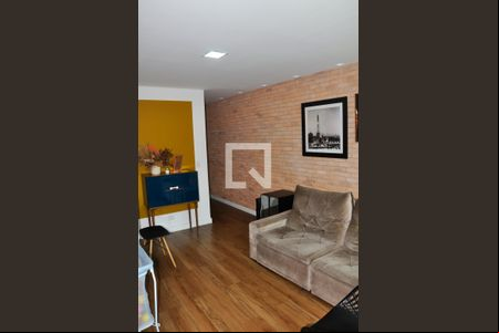  Sala de casa à venda com 3 quartos, 175m² em Parque Sao Domingos, São Paulo