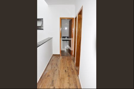 Corredor de casa à venda com 3 quartos, 102m² em Parque Sao Domingos, São Paulo