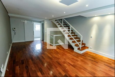Sala de casa de condomínio à venda com 3 quartos, 180m² em Vila Andrade, São Paulo