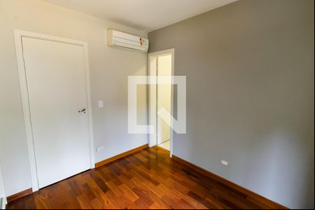 Suíte 1 de casa de condomínio à venda com 3 quartos, 180m² em Vila Andrade, São Paulo