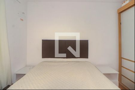 Quarto 1 de apartamento à venda com 2 quartos, 47m² em Costa E Silva, Porto Alegre