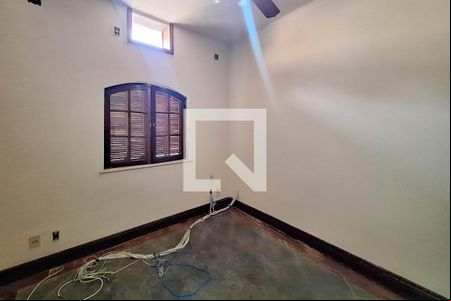 Quarto 1 de casa para alugar com 3 quartos, 400m² em Fonseca, Niterói