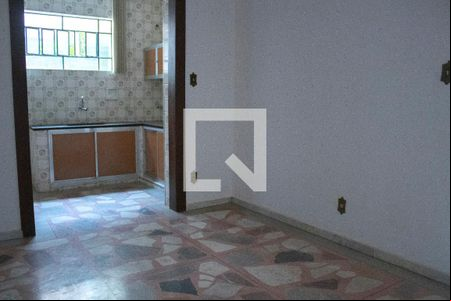sala 2 de casa para alugar com 4 quartos, 120m² em Floresta, Belo Horizonte