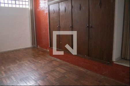 Quarto 1 de casa para alugar com 4 quartos, 120m² em Floresta, Belo Horizonte