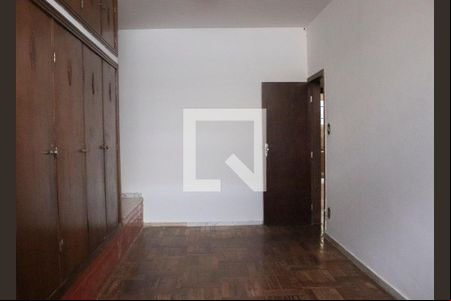 Quarto 1 de casa para alugar com 4 quartos, 120m² em Floresta, Belo Horizonte