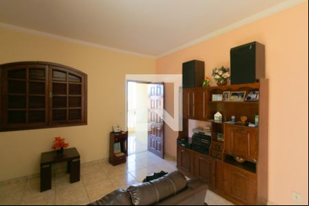 Sala de casa à venda com 3 quartos, 204m² em Santa Monica, Belo Horizonte