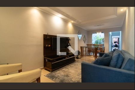 Sala de casa à venda com 3 quartos, 107m² em Vila Guilhermina, São Paulo