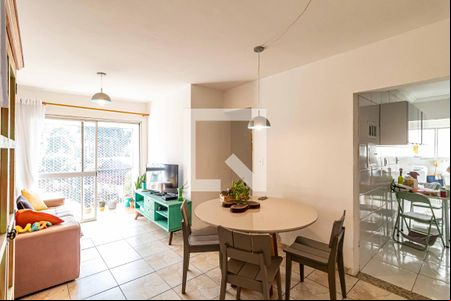Sala de apartamento para alugar com 3 quartos, 68m² em Vila Gomes, São Paulo